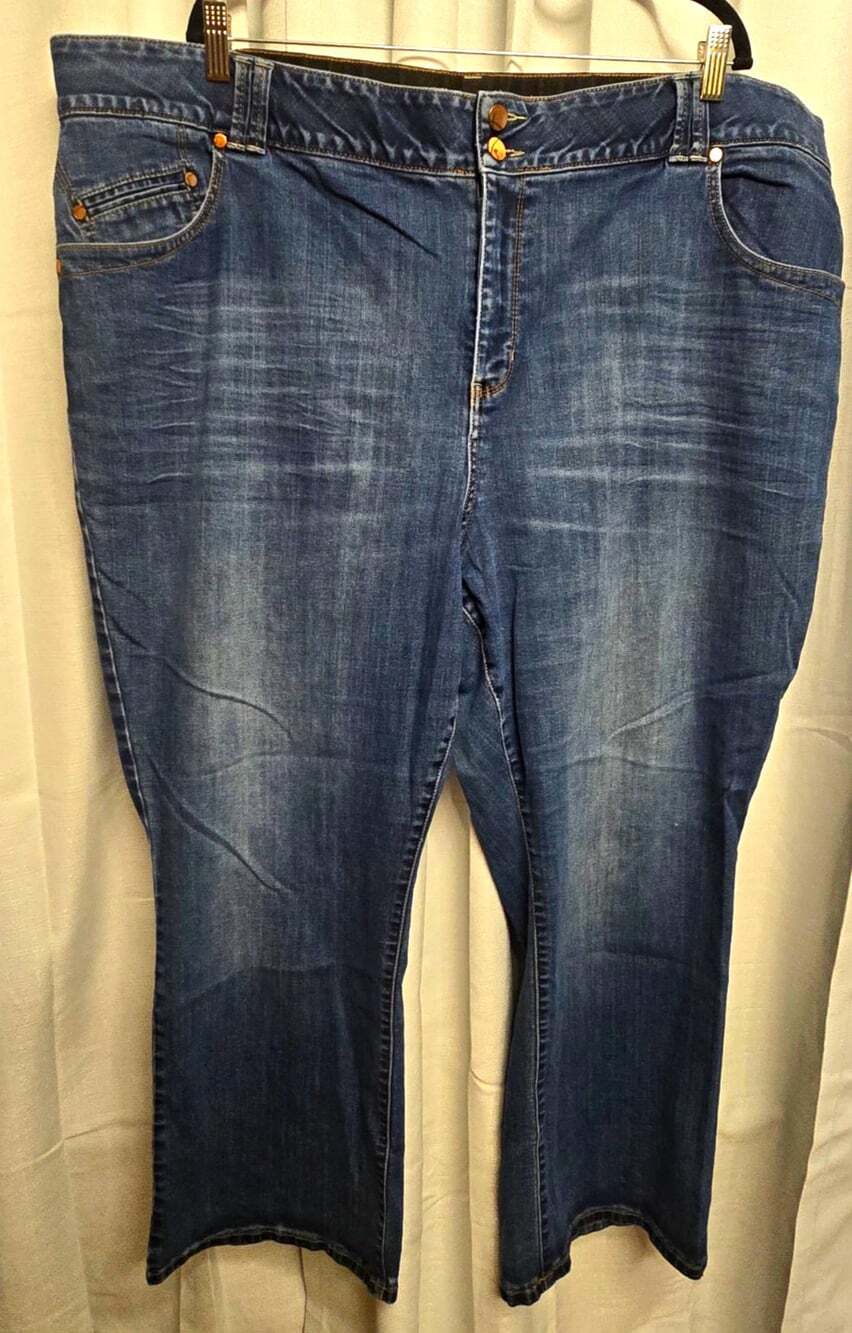 Lane Bryant Women Plus Size Petite 28 Blue Bootcut Denim Jeans 5-Pocket